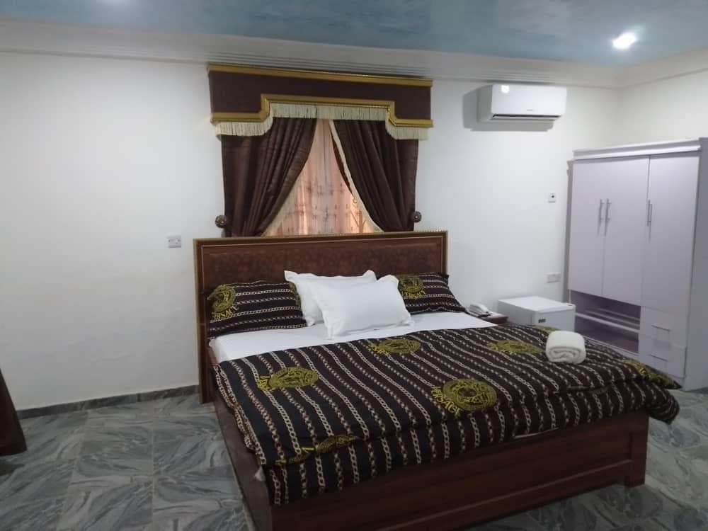 Hotel Booking