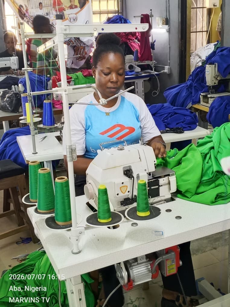 Working Sewing Factory